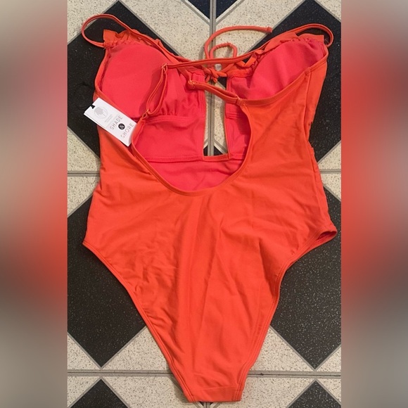 Shade and shore one piece bathing suit - Picture 2 of 2